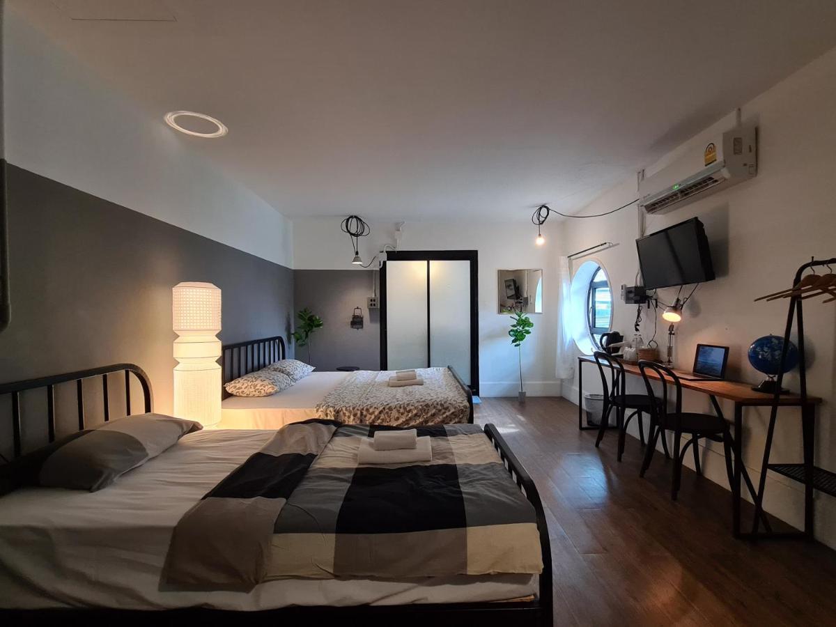 Hand Hotel Bangsaen Екстериор снимка
