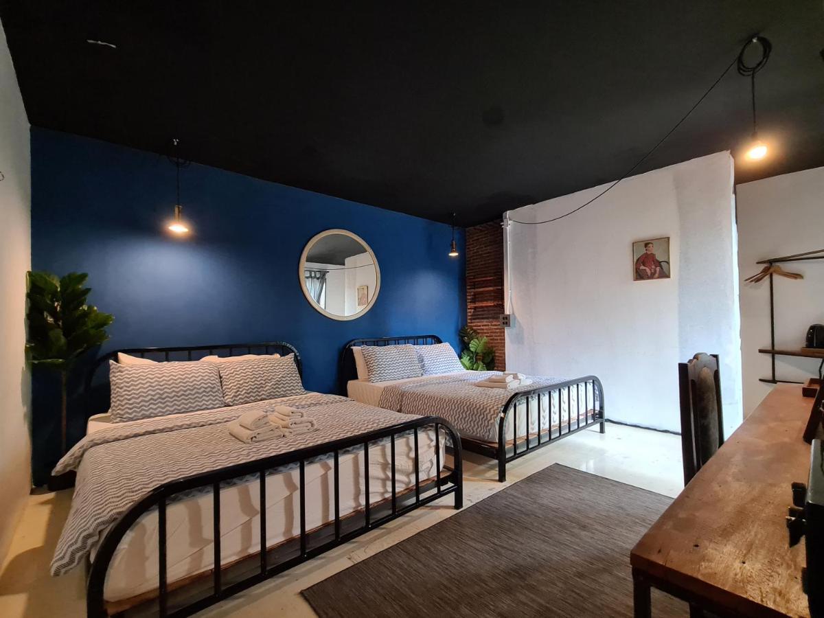 Hand Hotel Bangsaen Екстериор снимка