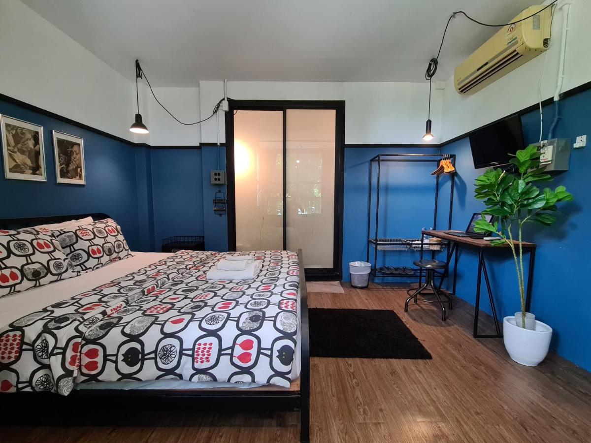 Hand Hotel Bangsaen Екстериор снимка