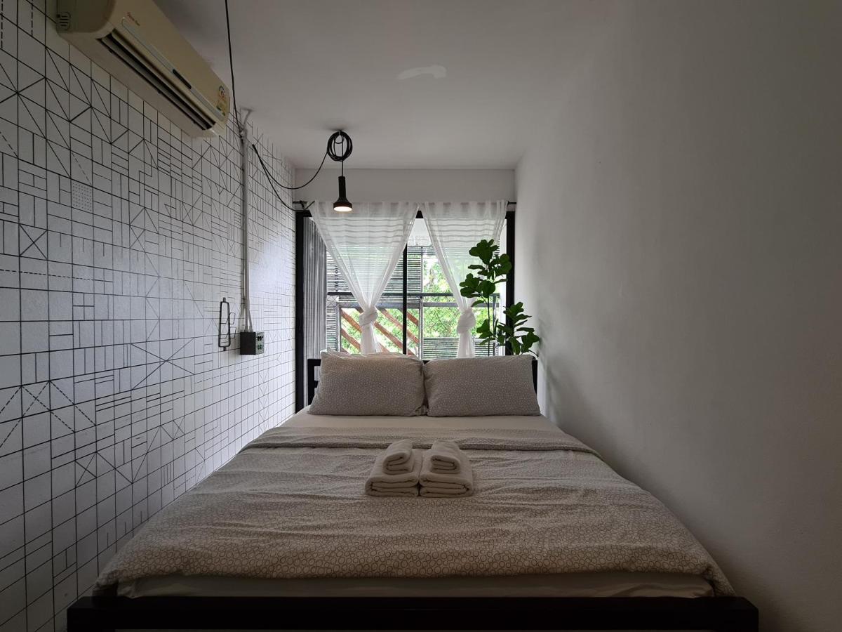 Hand Hotel Bangsaen Екстериор снимка