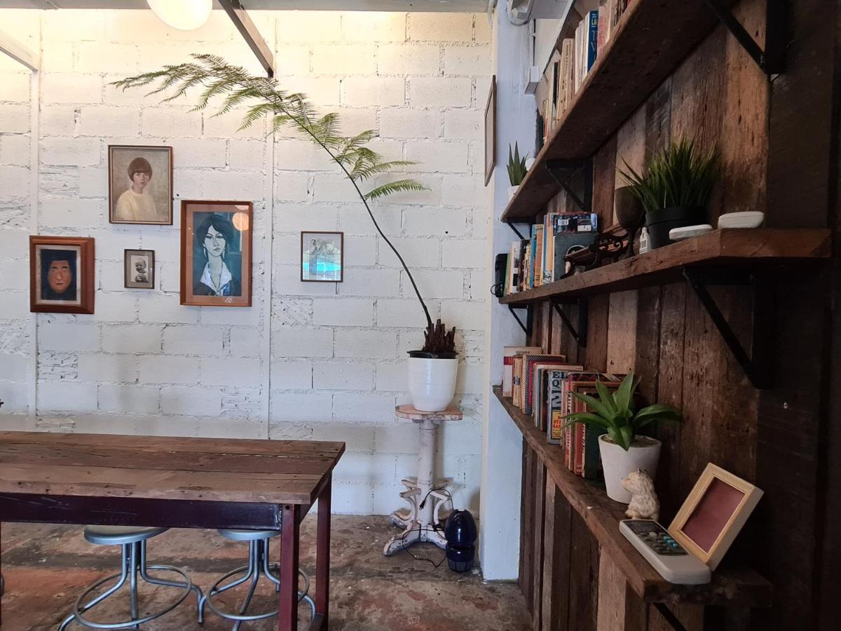 Hand Hotel Bangsaen Екстериор снимка